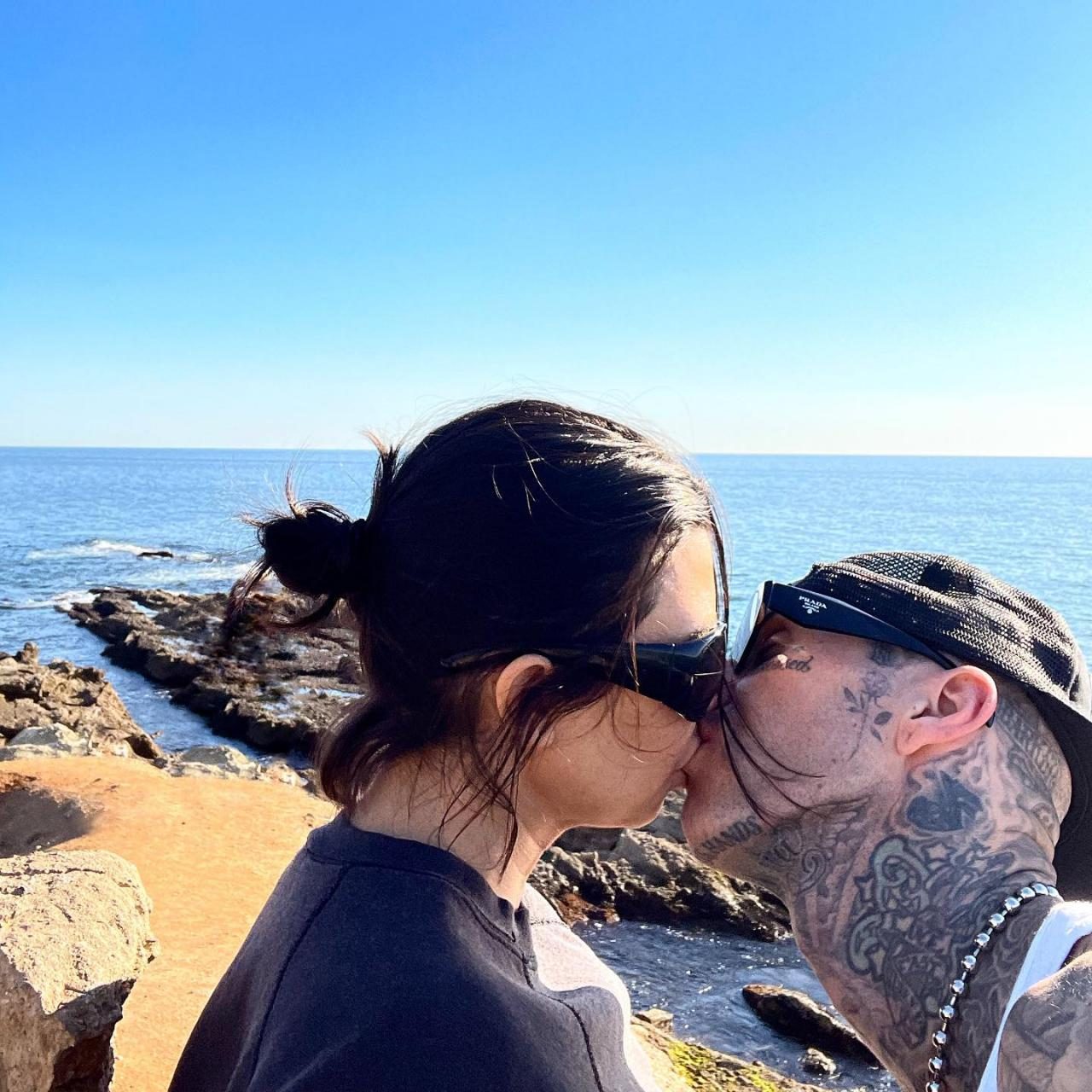 Travis Barker - Revelada causa do internamento do marido de Kourtney Kardashian