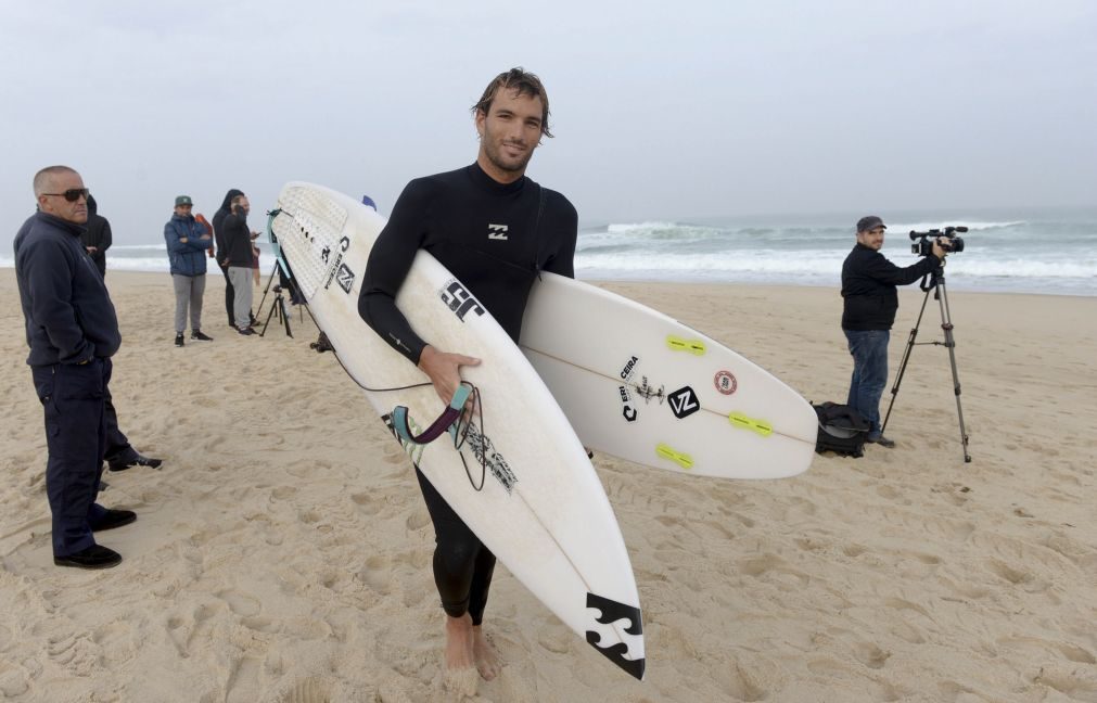 Frederico Morais nos quartos de final do Hurley Pro Trestles em surf