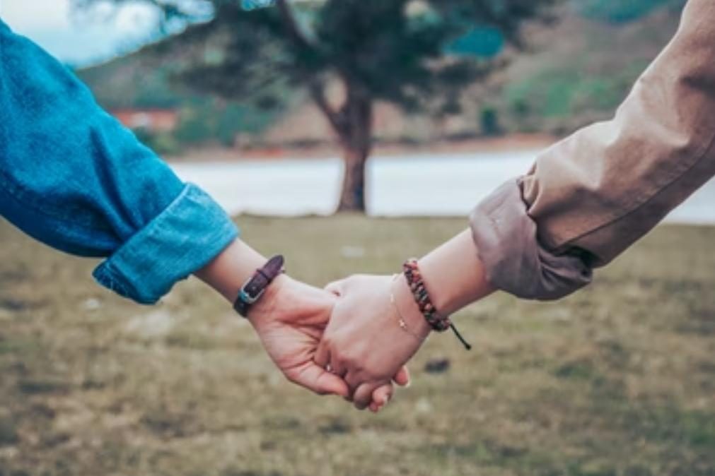 Fique a saber o que estes 4 tipos de conchinha dizem sobre a sua relação