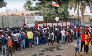 Angola/Eleições: Partidos precisam de 1,3 milhões de euros cada para liquidar dívidas com delegados