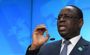 Senegal volta a ter primeiro-ministro após a abolição do cargo em 2019