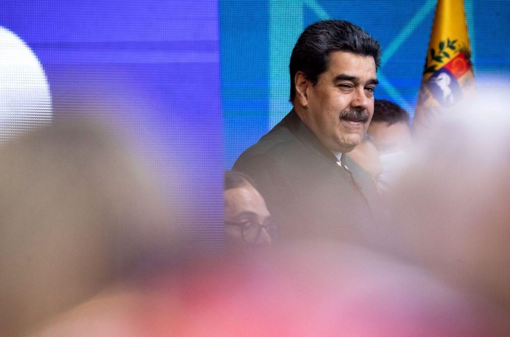 Maduro acusa EUA e Europa de 