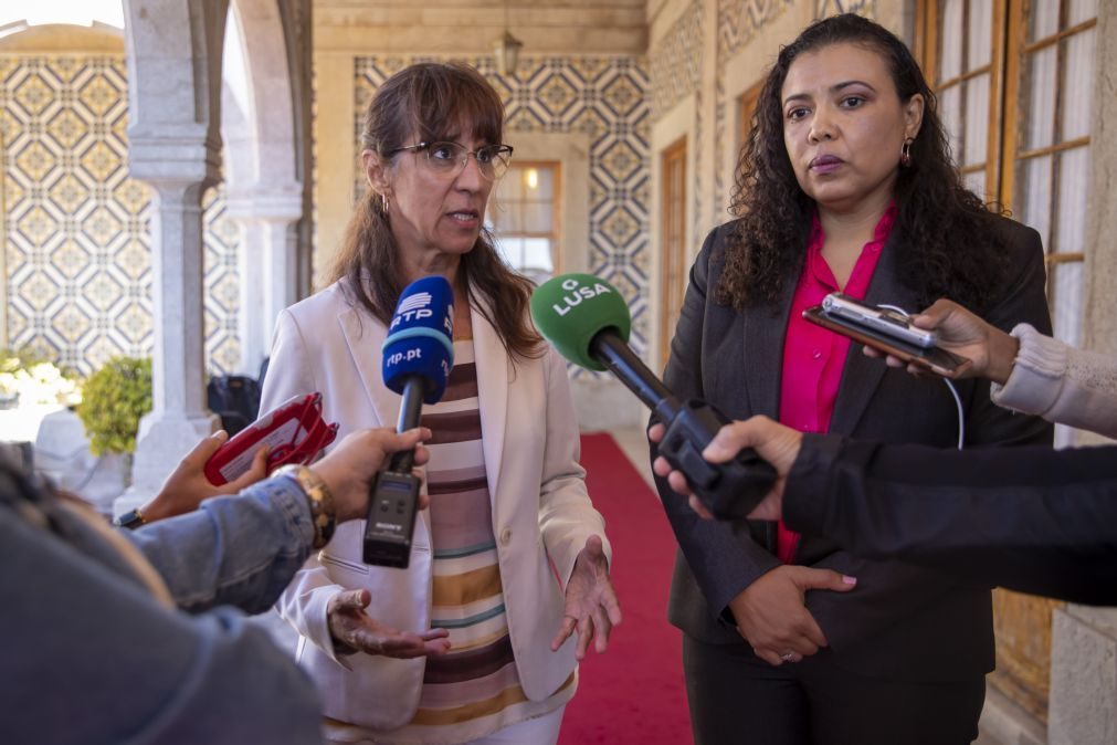 Ministra pede