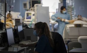 Incidência de infeções e internamentos por covid-19 aumentam em Portugal