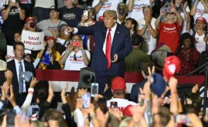 EUA/Eleições: Trump ensaia 2024 com forte presença na campanha republicana às intercalares