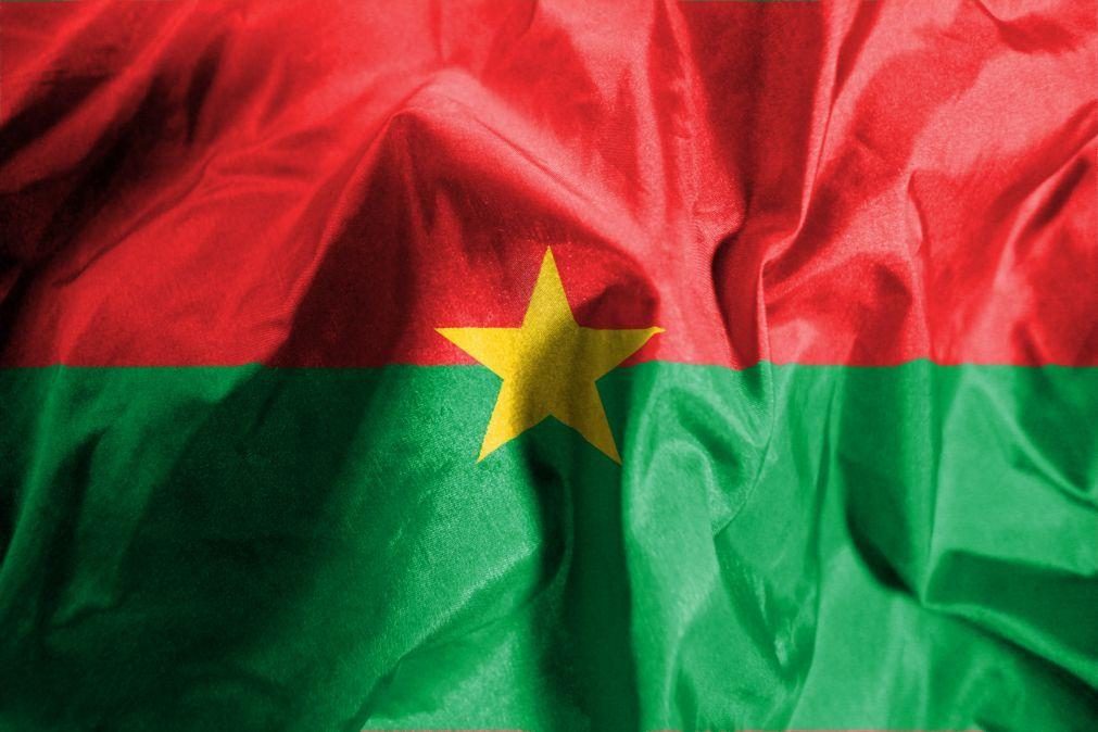 Pelo menos 10 soldados mortos numa emboscada no leste de Burkina Faso