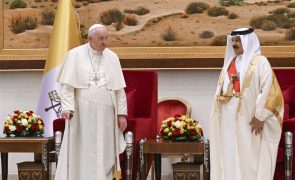 Papa pede fim da pena de morte durante visita ao Bahrein