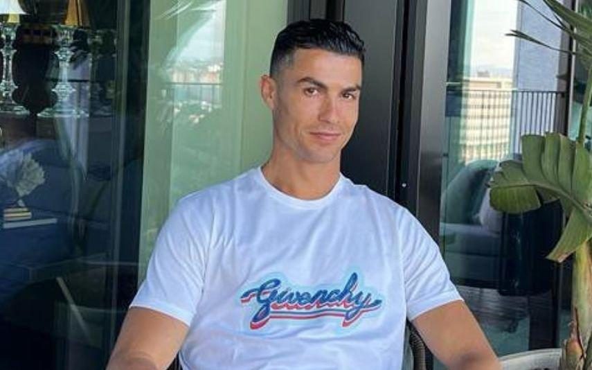 Cristiano Ronaldo. Mudanças da mansão de Manchester adiadas devido a contratempo insólito