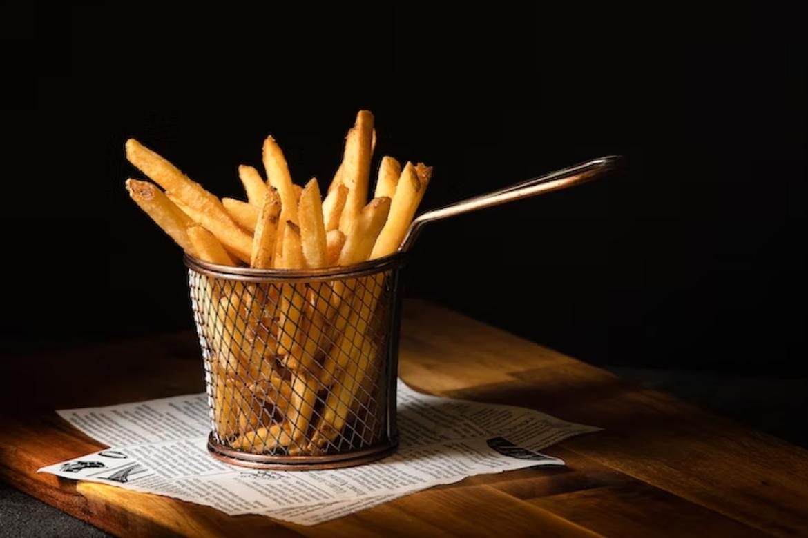 Alimentação à base de batatas fritas deixa adolescente cego