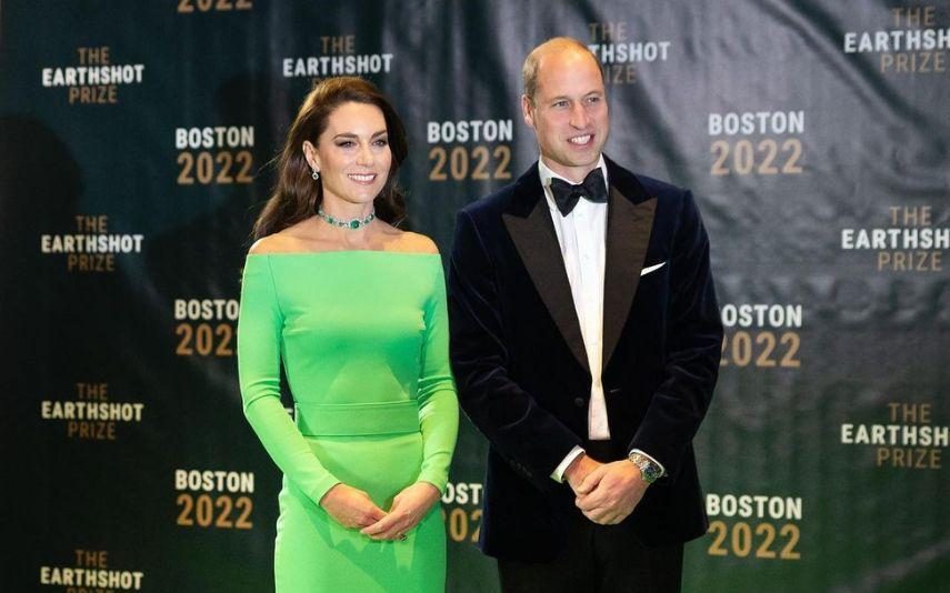 Kate Middleton brilha com vestido alugado de 90 euros e gargantilha da princesa Diana