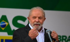 Lula da Silva anuncia Haddad nas Finanças e mais quatro ministros de futuro Governo