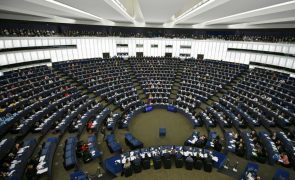 Eurodeputados aprovam nova ajuda macrofinanceira à Ucrânia de 18 mil ME para 2023