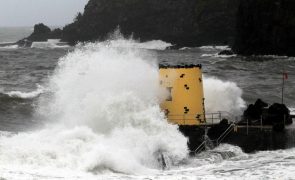 Capitania do Funchal emite aviso de agitação marítima forte até às 18:00 de domingo