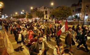 Onze dos 66 portugueses retidos no Peru já regressaram