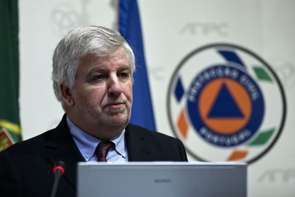 Jorge Gomes diz que comunidades não podem ficar