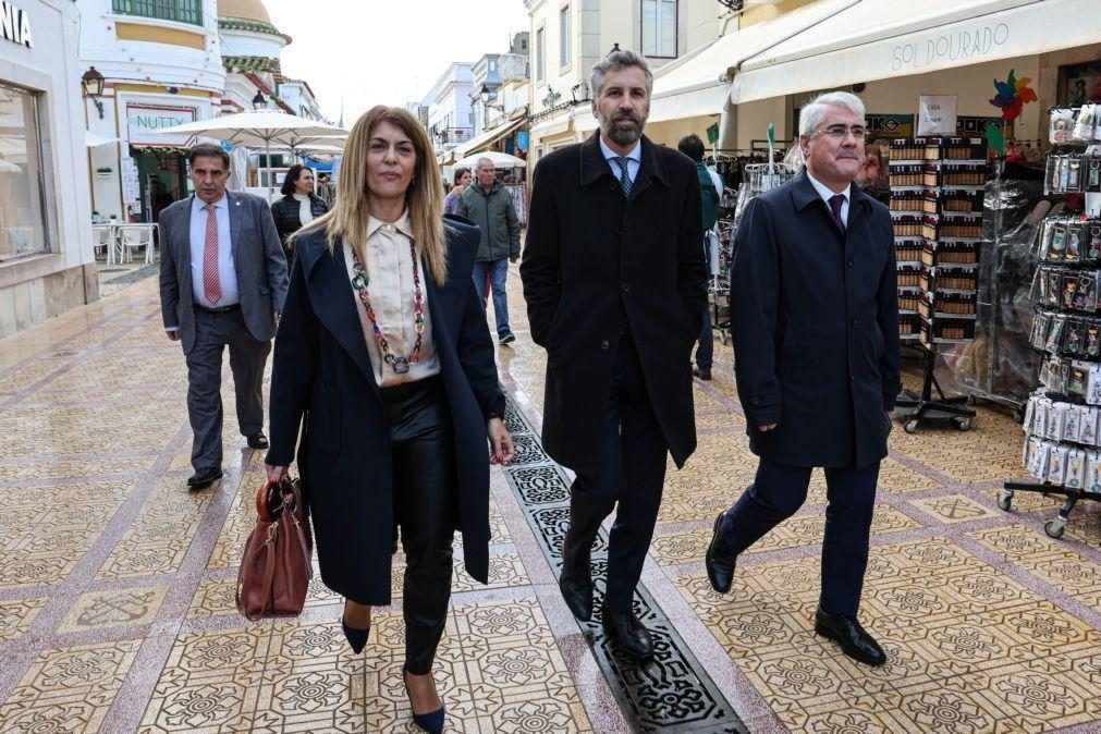 Trabalho em Vila Real de Santo António mostra que se pode combater atraso na habitação - Ministro
