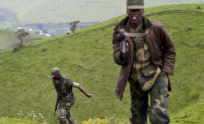 Grupo rebelde M23 anuncia retirada de posição estratégica no leste da RDCongo
