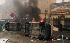 Suspeito de morte de curdos em Paris será presente a juíz na segunda-feira