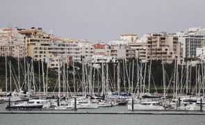 Britânico encontrado sem vida na marina de Lagos