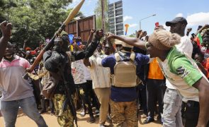 Meia centena de mulheres raptadas no Burkina Faso alegadamente por jihadistas