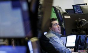 Wall Street sobe à espera de mais resultados de empresas