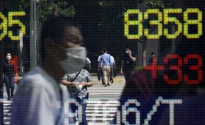 Bolsa de Tóquio abre a ganhar 0,6%