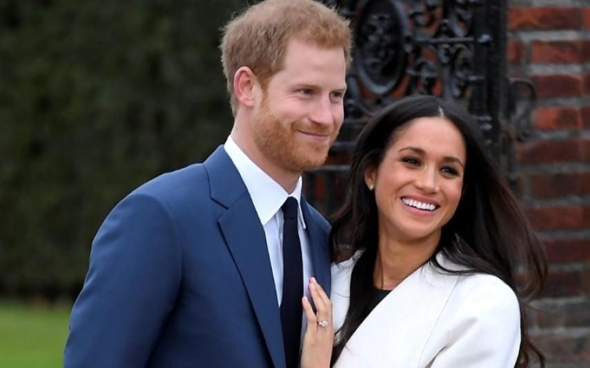 Príncipe Harry na coroação do pai por 48 horas, mas sem Meghan Markle