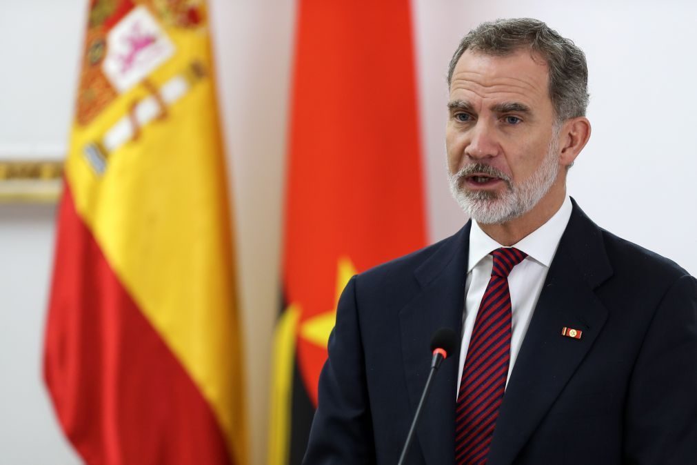 Rei de Espanha incentiva comunidade a fortalecer relação com Angola