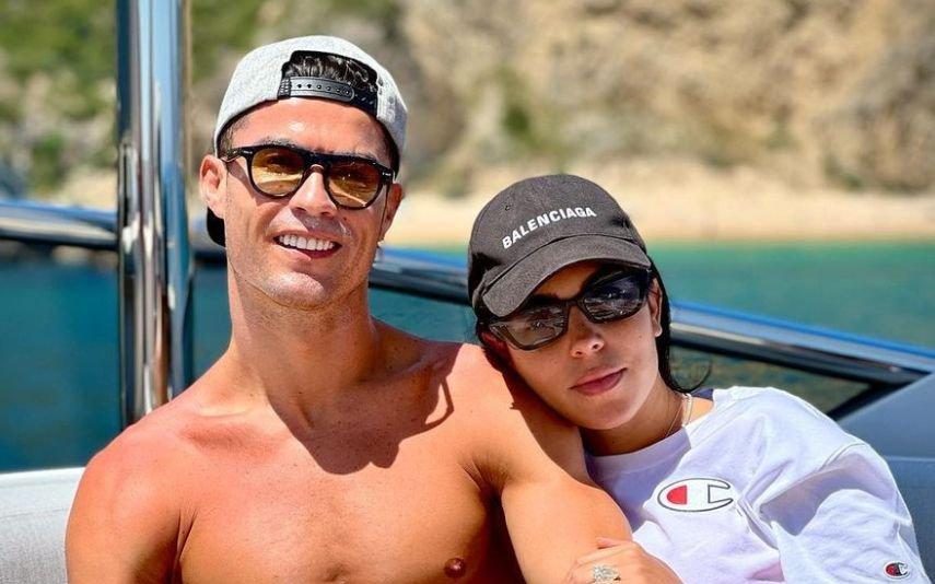 A nova imagem de Cristiano Ronaldo com Bella Esmeralda que está a emocionar os fãs