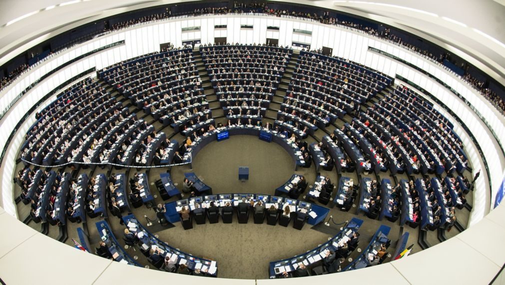 Parlamento Europeu quer «tolerância zero» para crimes sexuais e apela a denúncia