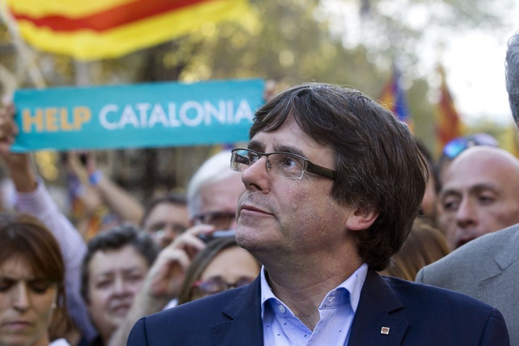 Última hora: Supremo Tribunal espanhol suspende declaração de independência da Catalunha