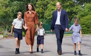 Kate Middleton encanta com look de inspiração vitoriana no Dia da Commonwealth