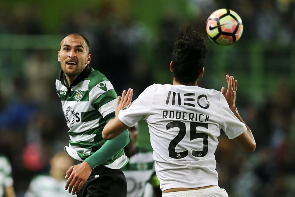 Sporting tenta 'assalto' à liderança da I Liga, Benfica procura aproximar-se