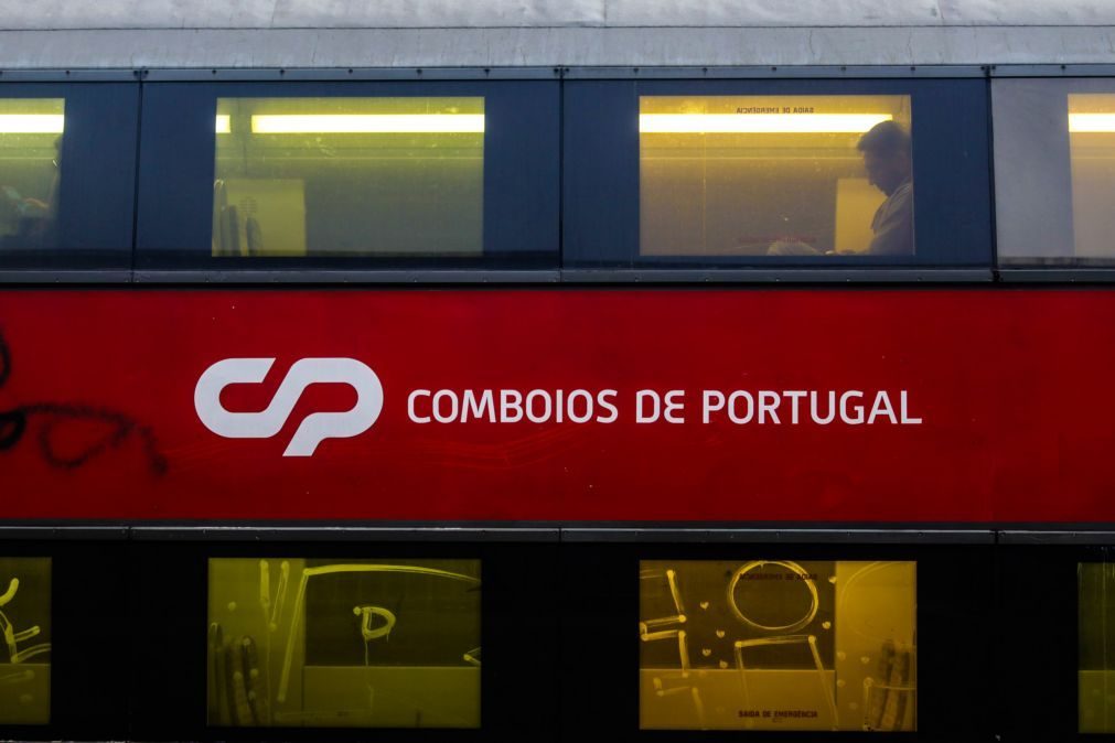 CP lançou hoje consulta prévia para novo concessionário dos bares dos comboios
