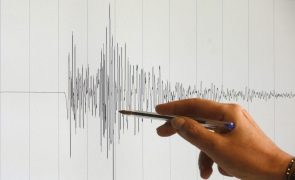 Sismo de magnitude 6,1 atinge o mar de Banda no sul da Indonésia