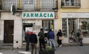 Doentes vão poder recolher na farmácia medicamentos fornecidos por hospitais