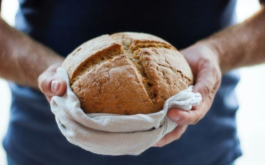 Pão de Santo António  O segredo que o faz durar anos sem se estragar