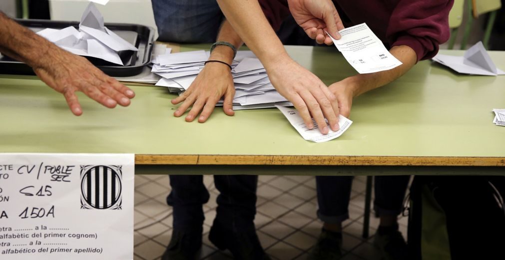 Finanças espanholas querem que Puigdemont pague referendo da Catalunha