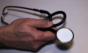 Federação dos médicos admite novas greves em agosto
