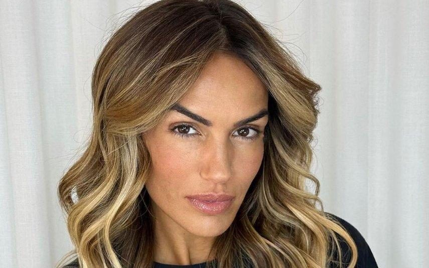 Liliana Aguiar Chegar, ver e arrasar! Empresária faz subir temperaturas no Dubai