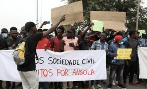 Deputados angolanos querem consagrar 