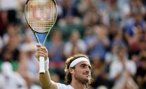 Tsitsipas eliminado nos oitavos de final de Wimbledon