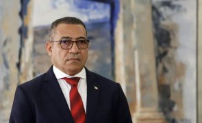 PR são-tomense diz que país atravessa crise profunda após 48 anos de independência