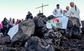 JMJ: Pacto da Montanha firmado no cume do Pico junta jovens na proteção do ecossistema