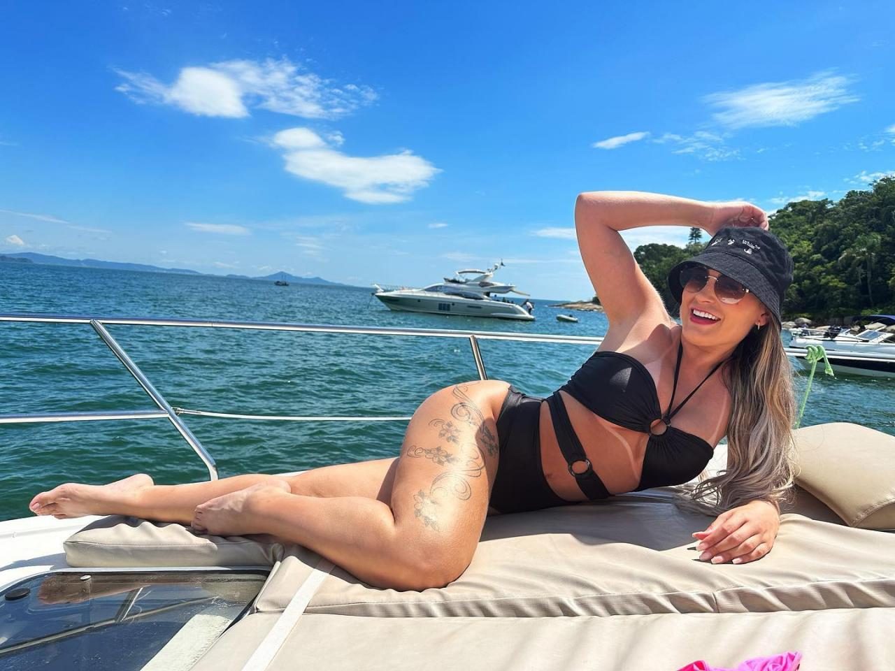 Andressa Urach - Antiga conquista de Cristiano Ronaldo vai engravidar do próprio filho