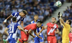 FC Porto evita derrota perto do fim na apresentação frente ao Rayo Vallecano
