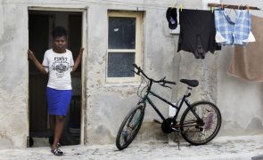 Cabo Verde vai alargar o subsídio de desemprego ao trabalho doméstico