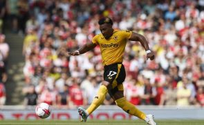 Adama Traoré é reforço do Fulham, de Marco Silva