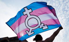 Governo alemão adota lei para facilitar a mudança de género