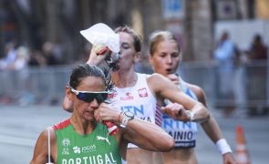 Atletismo/Mundiais: Solange Jesus desidratada, mas feliz por terminar a maratona